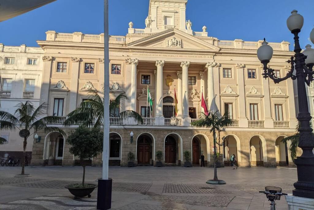 Lindo Apartamento En El Centro Historico De Кадис Экстерьер фото
